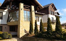 Садиба Лісова